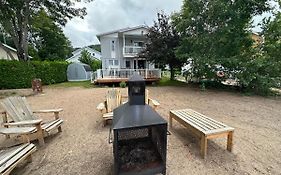 Maison Sur Le Lac